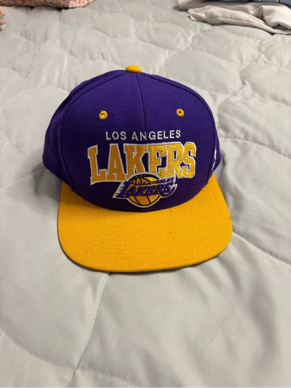 Los Angeles Lakers SnapBack Hat